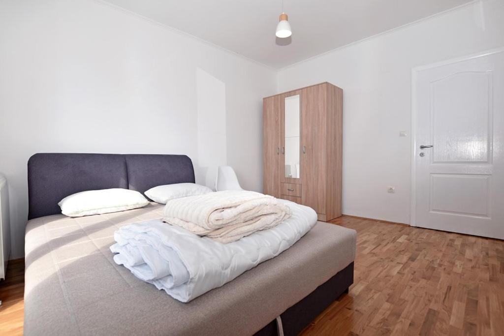 Jednosoban Stan Milinic Apartment แฮร์เซ็ก-โนวี ภายนอก รูปภาพ