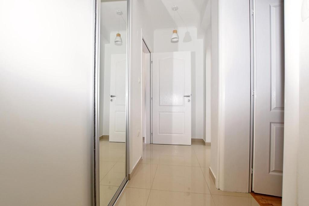 Jednosoban Stan Milinic Apartment แฮร์เซ็ก-โนวี ภายนอก รูปภาพ